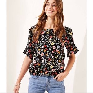 LOFT flower top